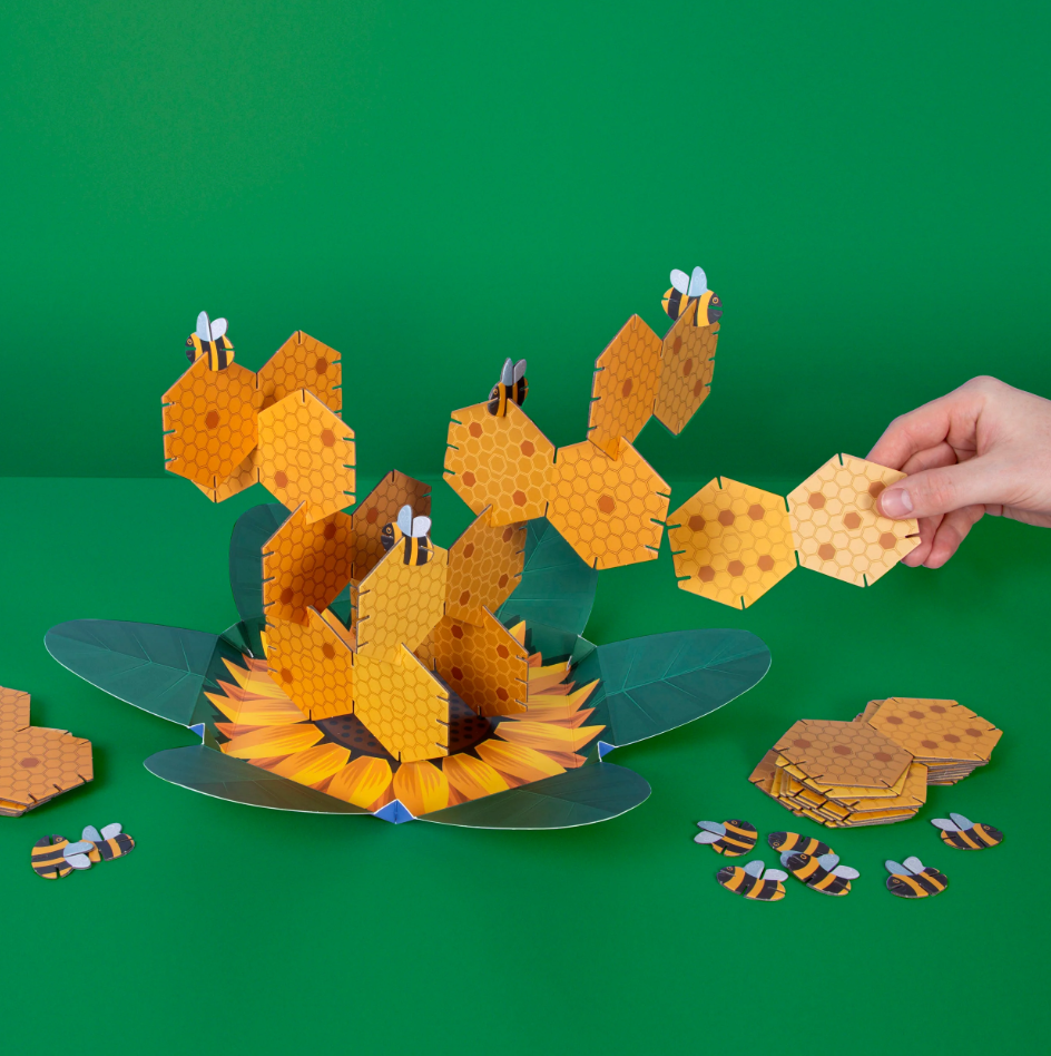 Build a Beehive Dominoe Game