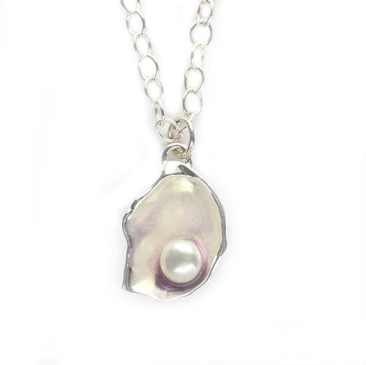 Small Oyster Necklace