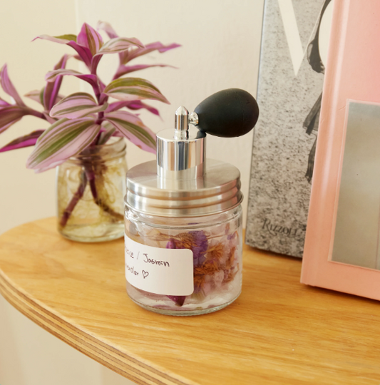 Huckleberry Make Your Own Perfume Kit